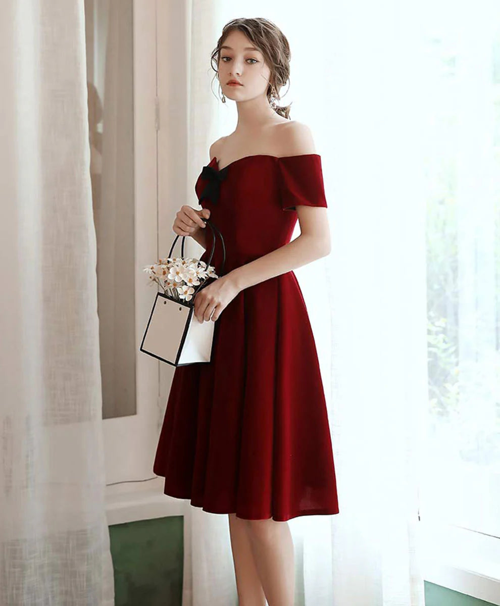 Simple Burgundy Short Prom Dress Burgundy Classic fit Homecoming Dress