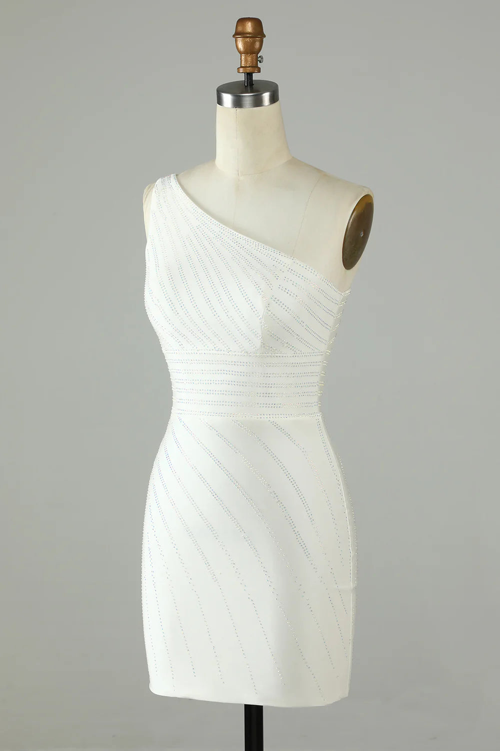 Full of charm White One Shoulder Sheath Short Homecoming Dress With Beading