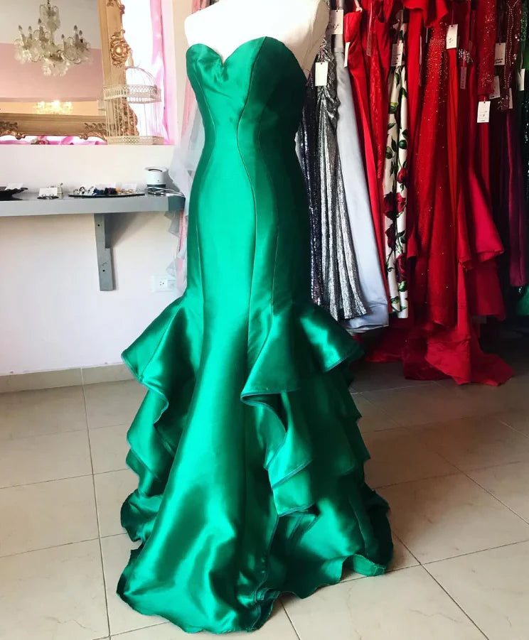 Sweetheart Ruffle Green Satin Long Prom Dress Charming Mermaid Evening Dress