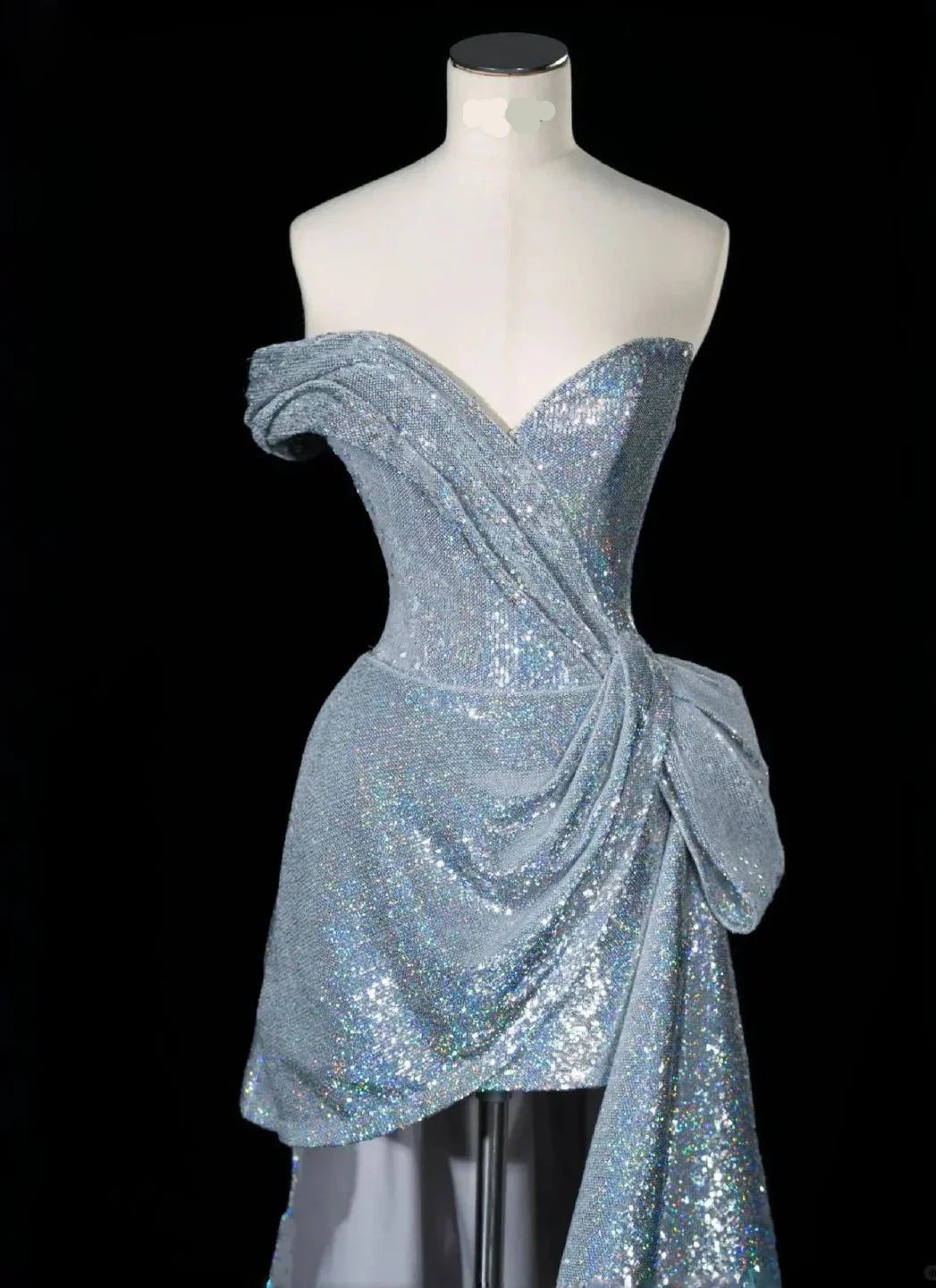 Sweetheart Neck A-Line Sequins Long Prom Dresses Elegant Silver Formal Evening Gowns