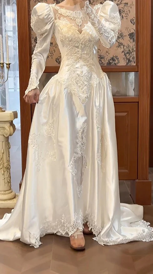 Pearl White Long Sleeve Beaded Lace Applique Open Back Train Scoop Neck Satin Vintage Wedding Dress