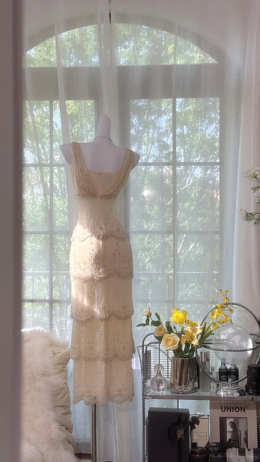 Charming Sheath V Neck Layered Appliques Ivory Slim-fit Chiffon Party Dress