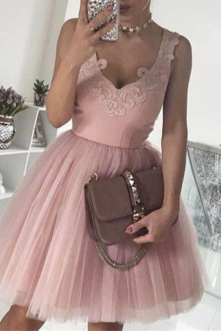 Appliqued V-Neck Short Tulle Prom Dress A-Line Blush Pink Sleeveless Homecoming Dress