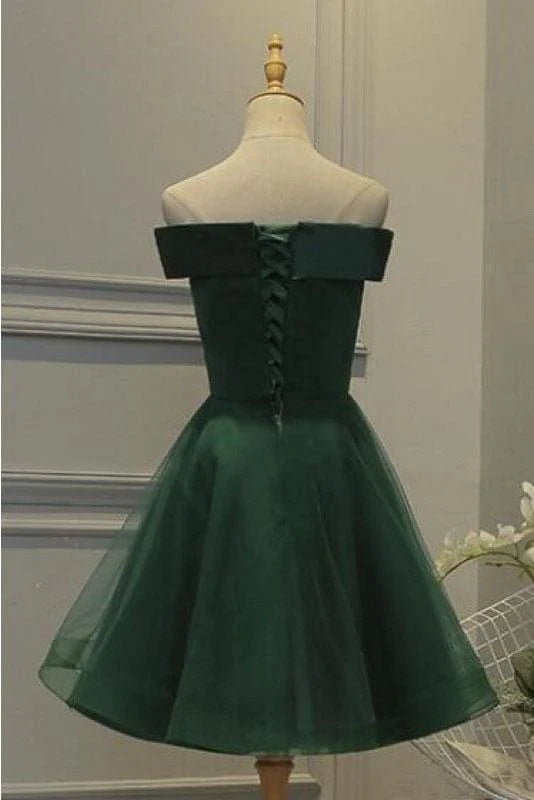 Dark Off the Shoulder Tulle Homecoming Dress A Line Green Appliqued Short Prom Dress