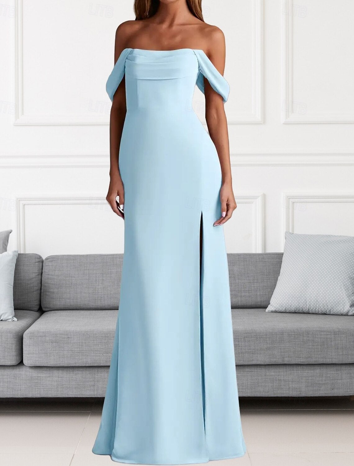A-Line Bridesmaid Dress V Neck Long Sleeve Elegant Sweep / Brush Train Chiffon with Pleats / Ruffles