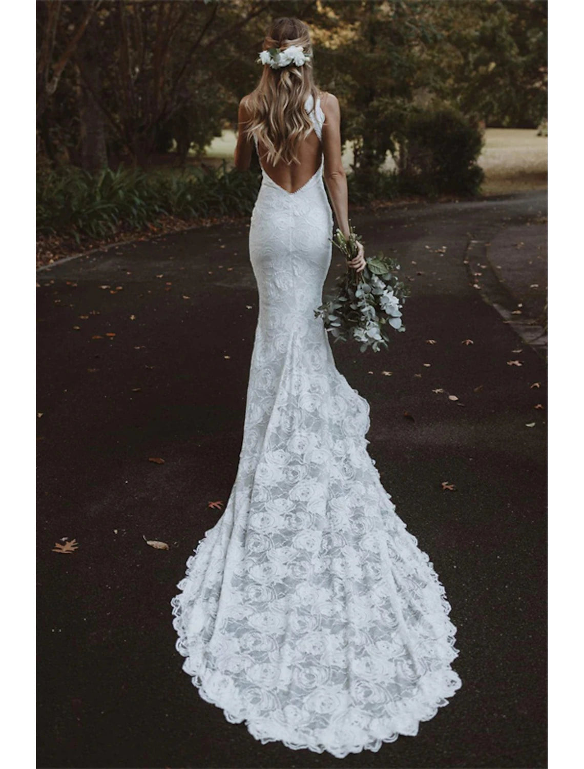 Beach Boho Simple Wedding Dress Mermaid Halter Neck Sleeveless V Chapel Train Lace Bridal Gowns