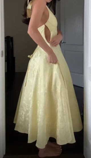 Exquisite tailoring Deep V Neck Yellow Halter A Line Sleeveless Prom Dress