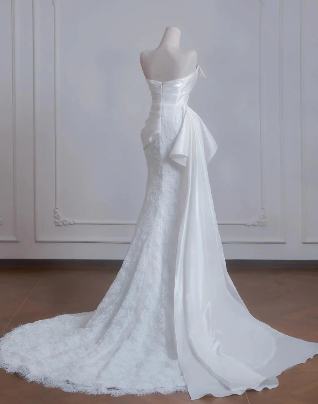 Satin Lace Mermaid Train Wedding Dress White Strapless Elegant Long Prom Dresses