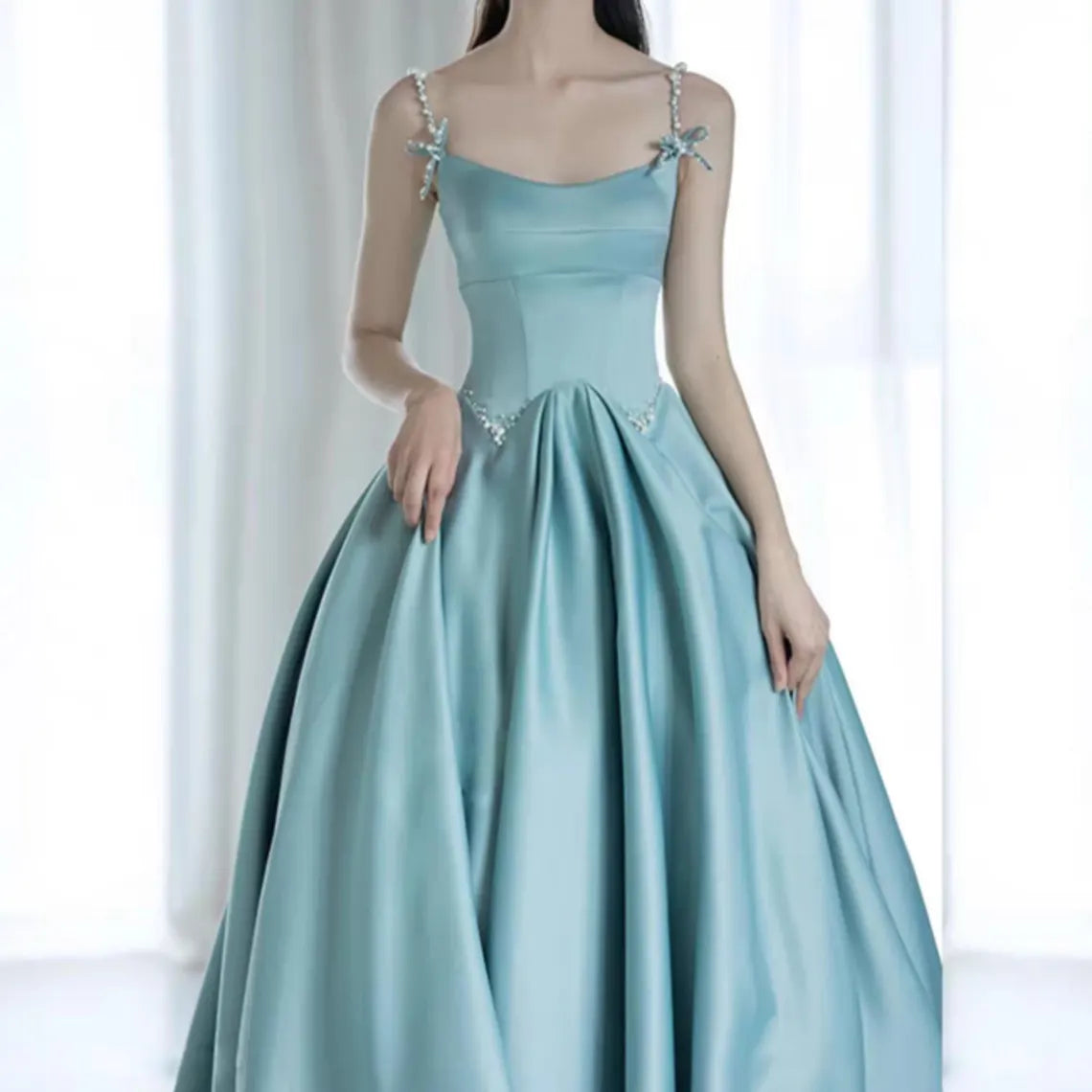 Elegant Pearl Satin Retract Your Waist Spaghetti Strap Prom Dress