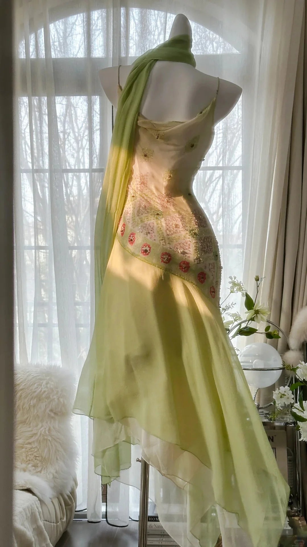 Fairytale Green Vintage Party Dress Sheath Chiffon Beaded Spaghetti Straps Short Prom Dresses