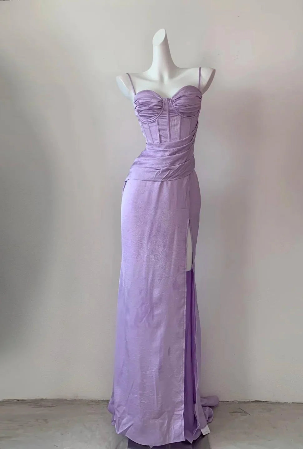 Spaghetti Straps Sheath Satin Long Prom Dresses Elegant Purple Formal Evening Gowns