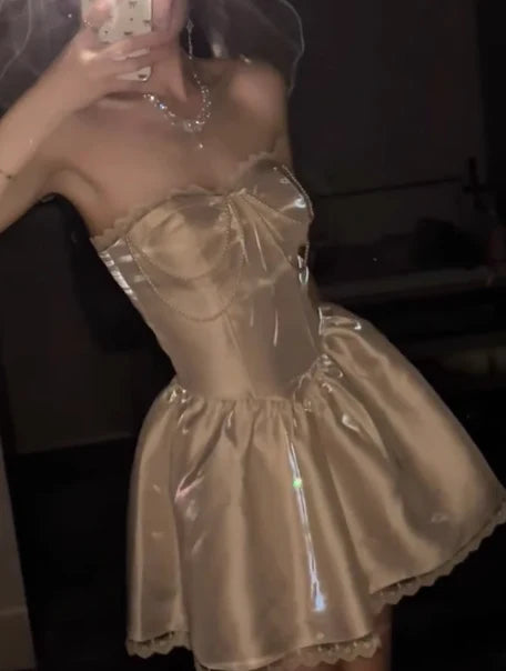 Strapless A-Line Satin Short Prom Dresses Gorgeous White Homecoming Dresses with Pearls