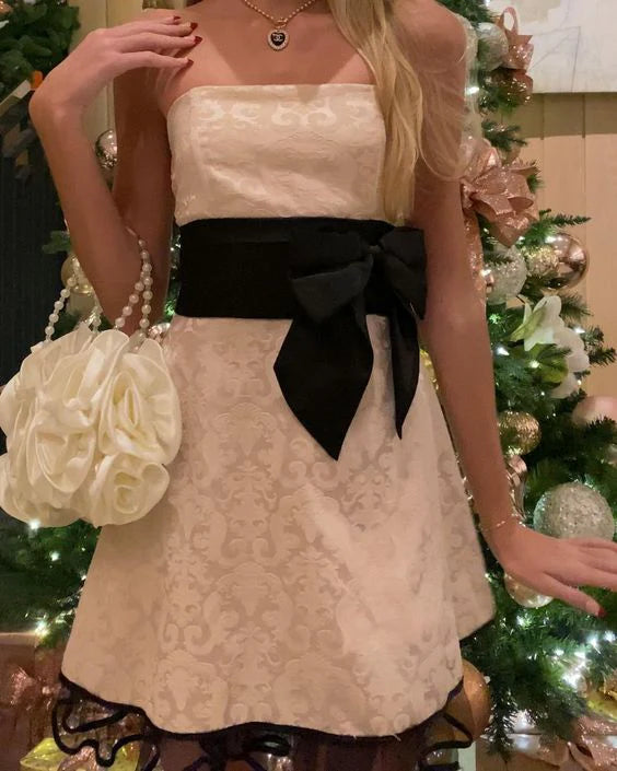 Vintage Light Champagne Strapless Short Homecoming Dress Mini Party Dress