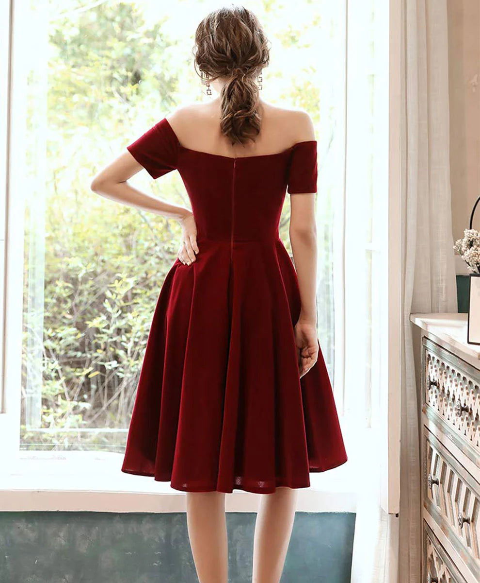 Simple Burgundy Short Prom Dress Burgundy Classic fit Homecoming Dress