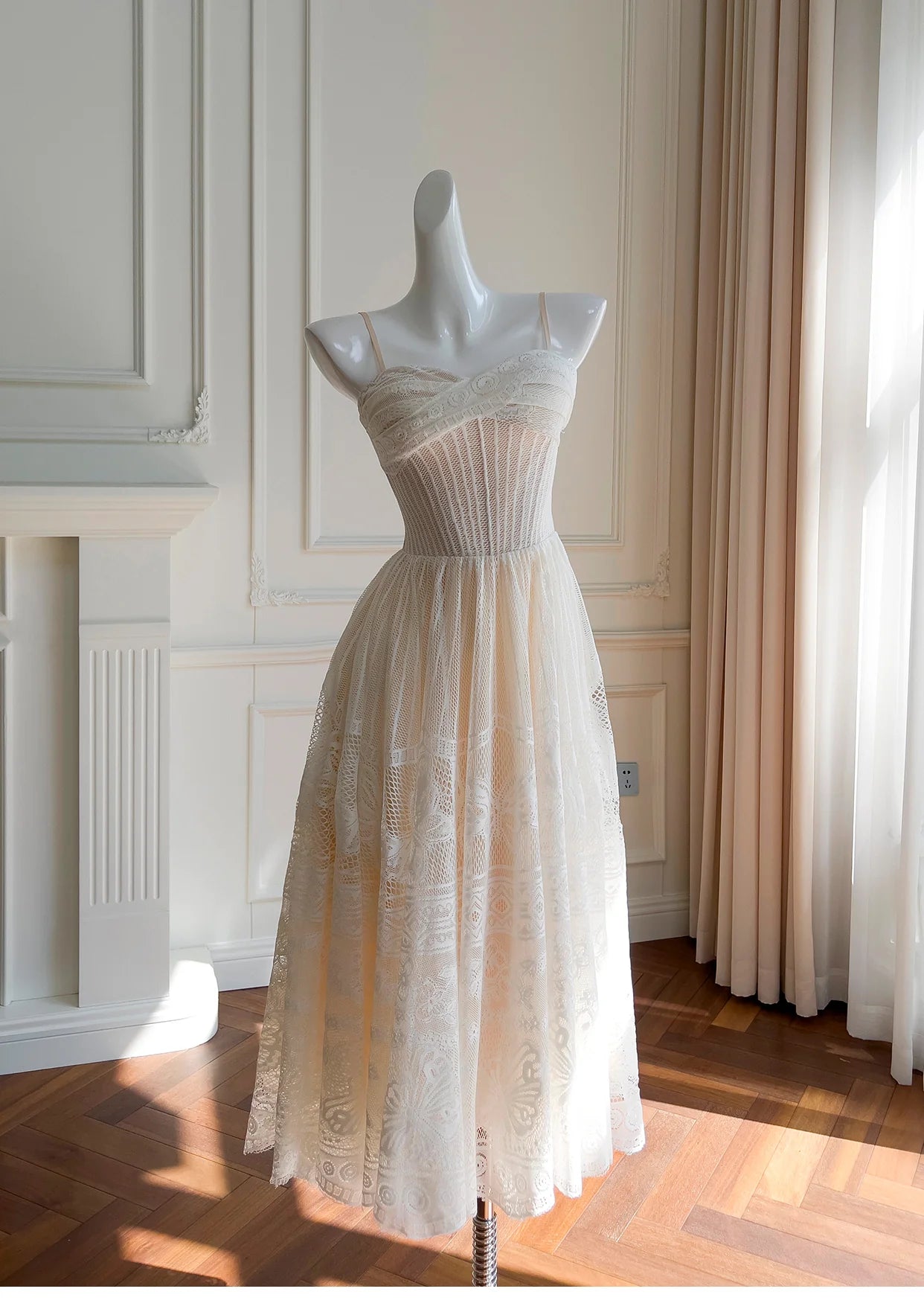 Apricot A-line Tulle Short Formal Dress  Top-quality fabric Apricot Homecoming Dress