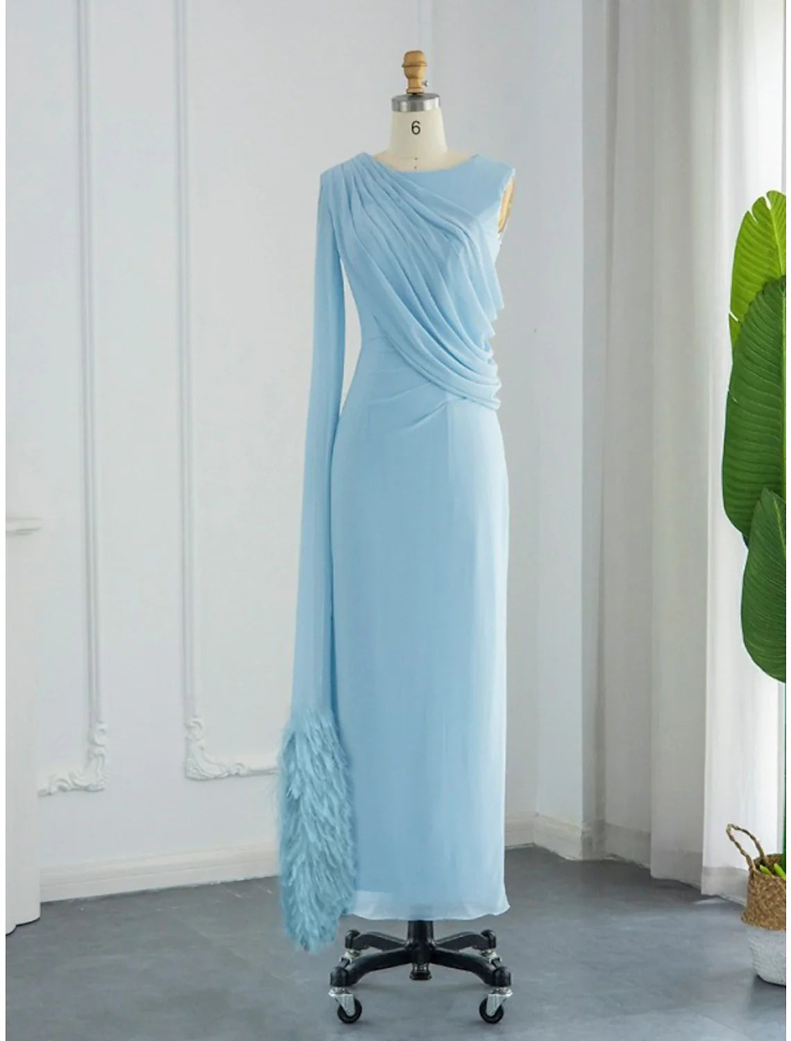Sheath / Column Evening Gown Elegant Dress Formal Fall Sweep / Brush Train Sleeveless Cowl Neck Chiffon with Feather Ruched