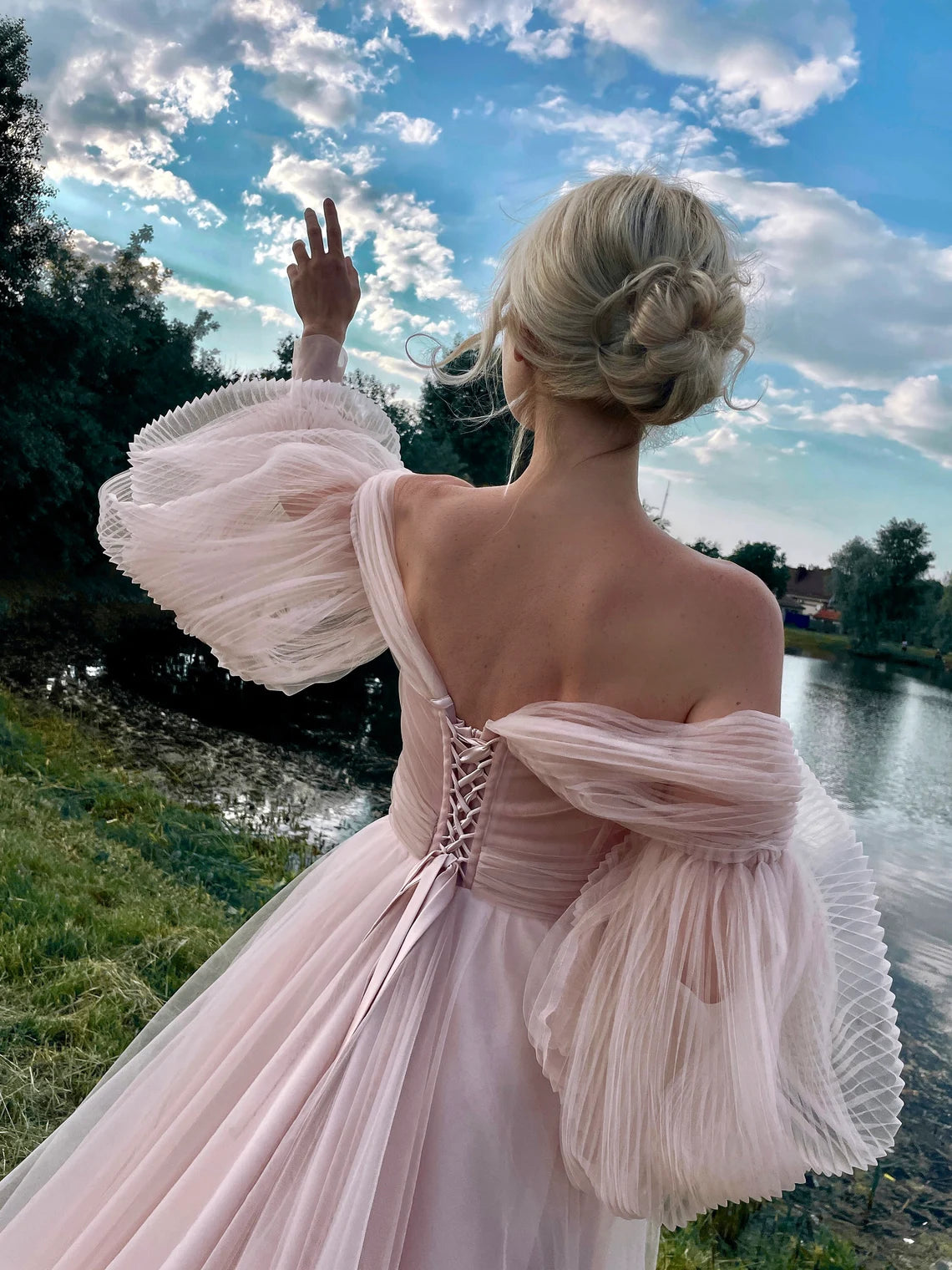 Soft pink event dress,Puffy tulle dress with long train,Prom Dress with puff sleeves