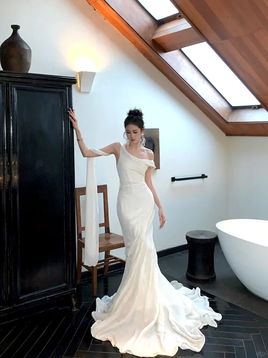 Straps White Satin Long Sweep Party Dress Elegant Mermaid Wedding Dress