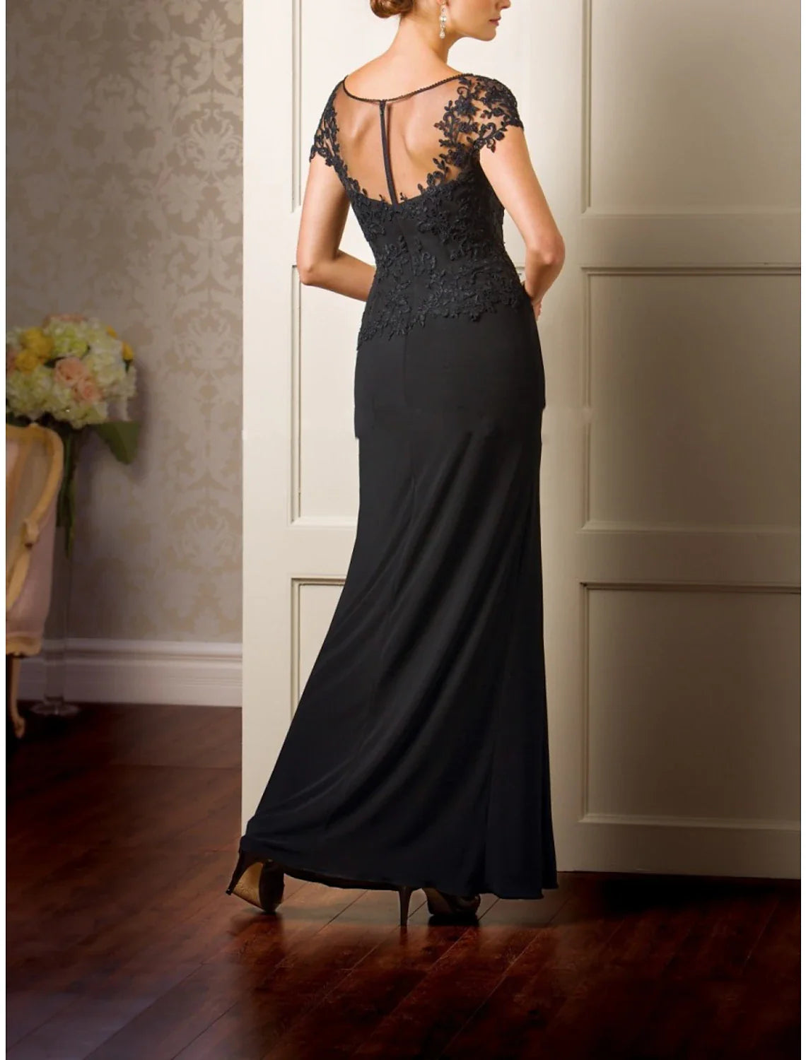 Sheath / Column Mother of the Bride Dress Wedding Guest Party Elegant Scoop Neck Floor Length Chiffon Lace Short Sleeve with Pleats