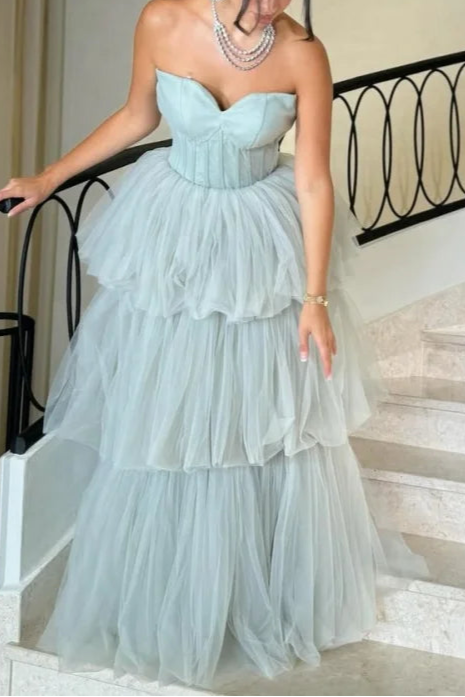 Unique design Tulle Strapless Multi-layered Retract Your Waist Evening Dress