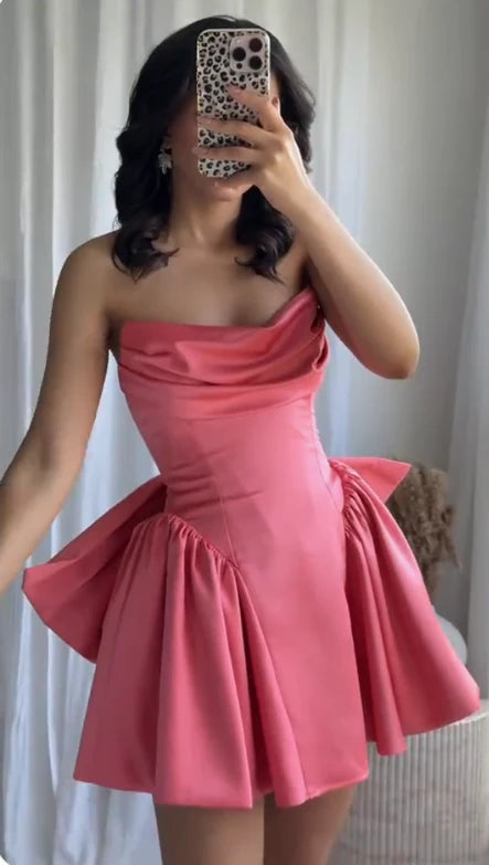 Gorgeous Hot Pink Satin Homecoming Dresses Short Strapless A-Line Prom Dresses with Bow
