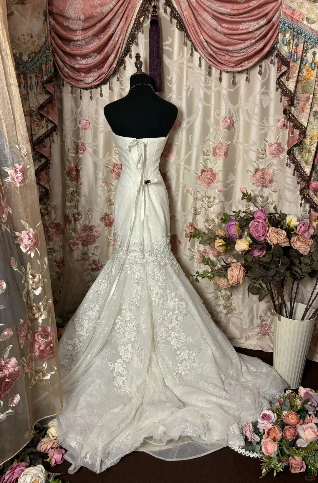 White Strapless Long Elegant Wedding Dresses Princess Bridal Gown