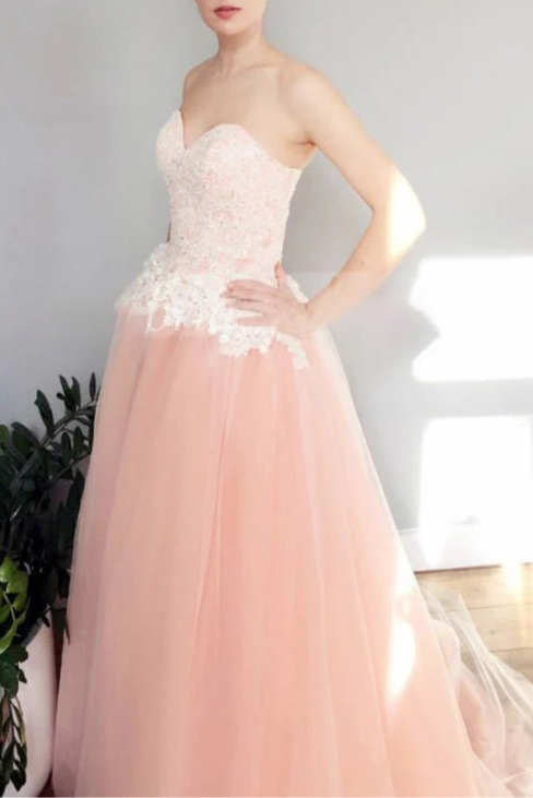 A-Line Blush Pink Tulle Skirt Sweetheart Appliques Discount Wedding Dresses With Chapel Train
