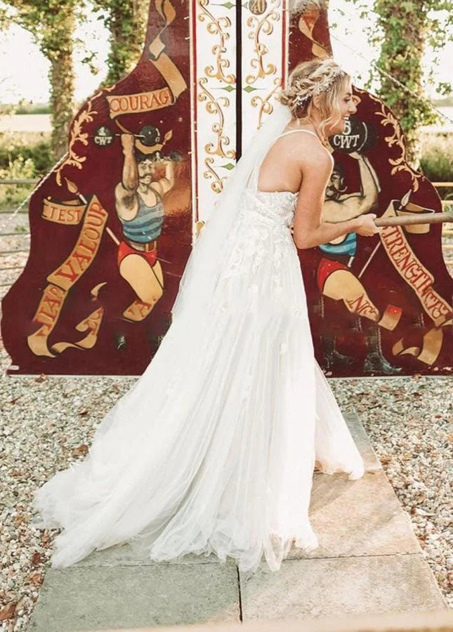 A-Line Boho Tulle Lace Spaghetti Straps Appliques Floor Length Wedding Dresses A Line Princess No Veils