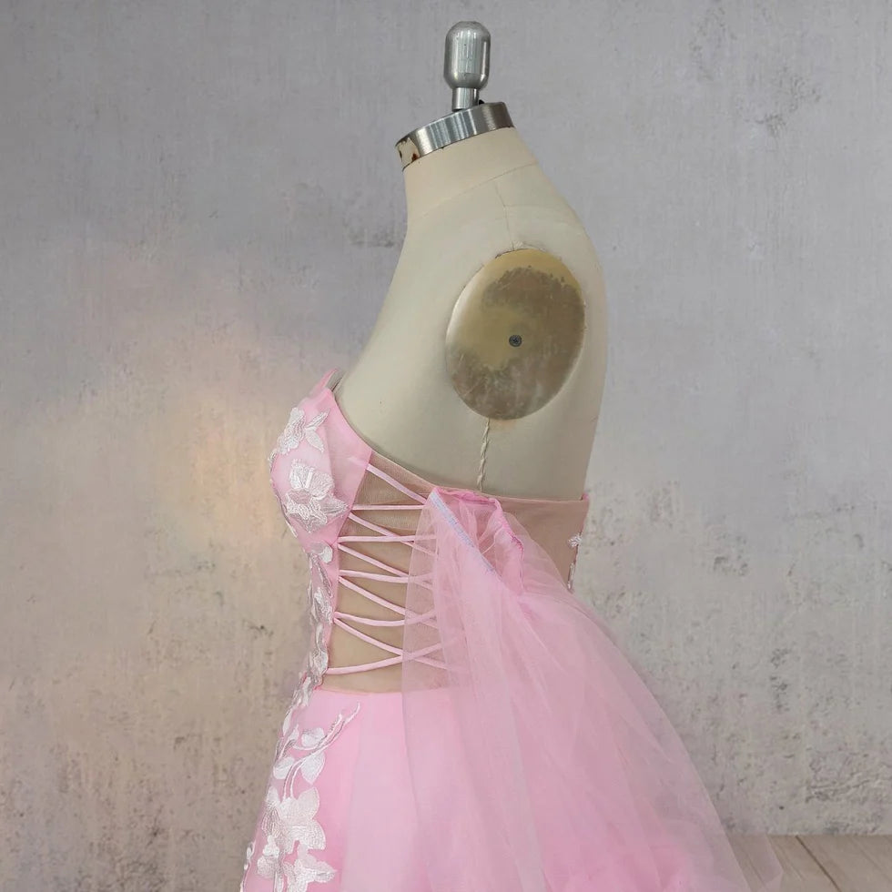 A-Line Floral Tulle Appliques Polka Dots Strapless V Neck Sweep Train Wedding Dress With Slit