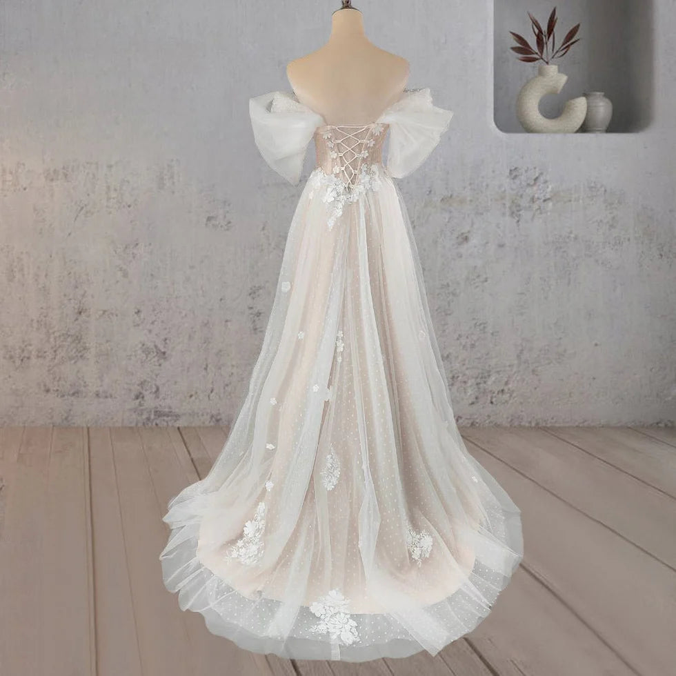 A-Line Floral Tulle Appliques Polka Dots Strapless V Neck Sweep Train Wedding Dress With Slit
