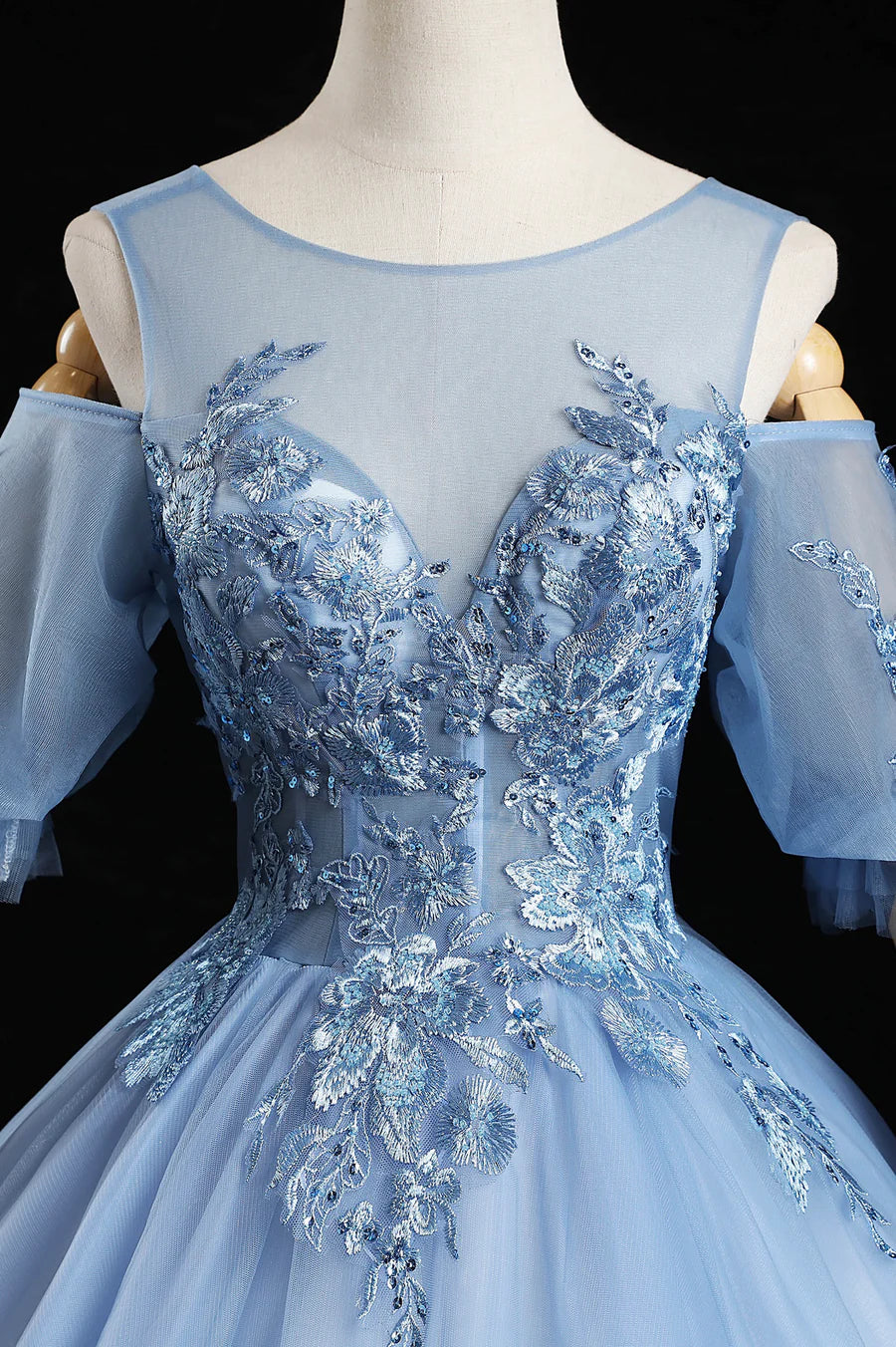 A-Line Round Neck Embroidery Lace Blue Long A-Line Prom Dresses Evening Dresses