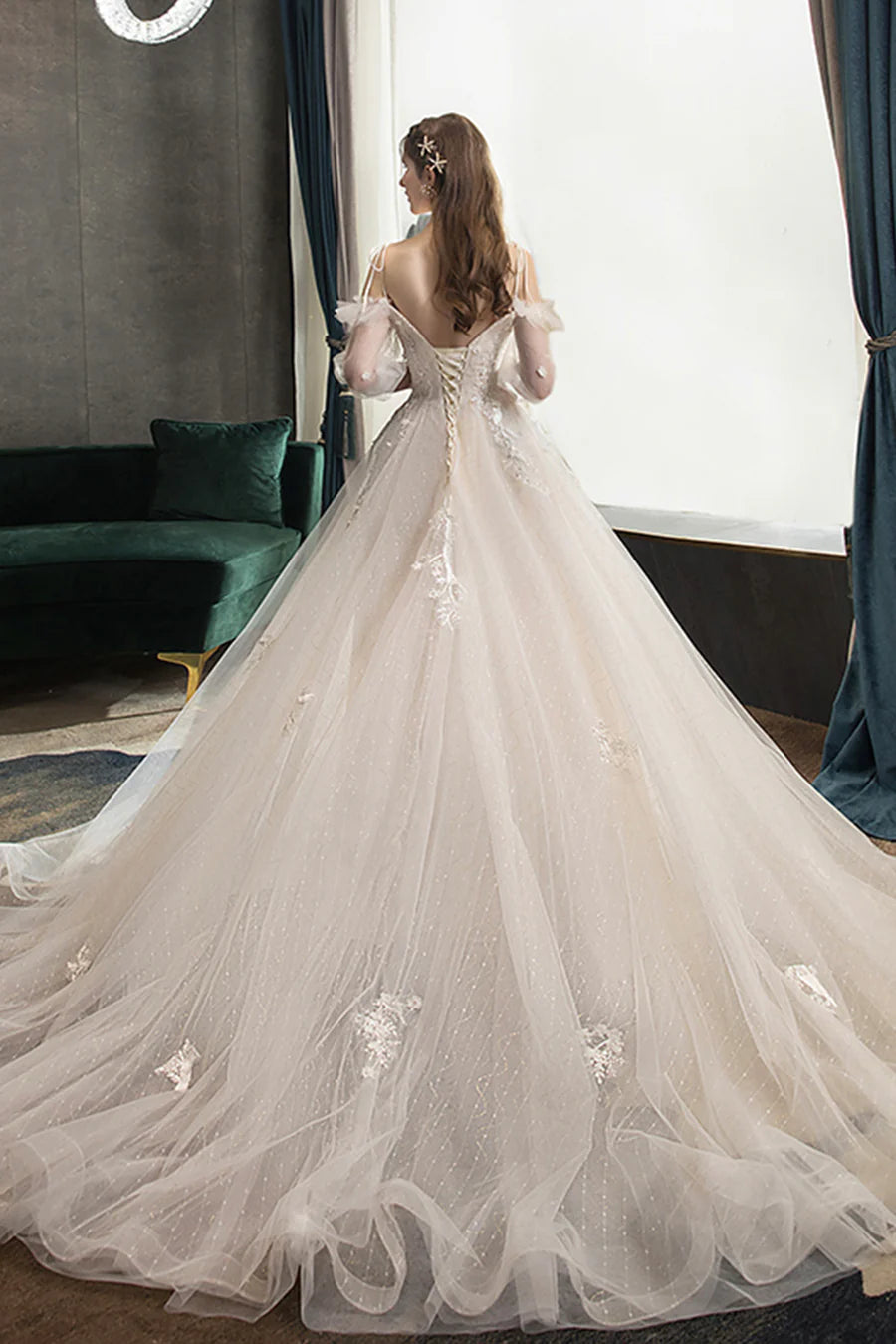 A-Line Spaghetti Straps Applique Tulle Lace White Long Prom Dresses