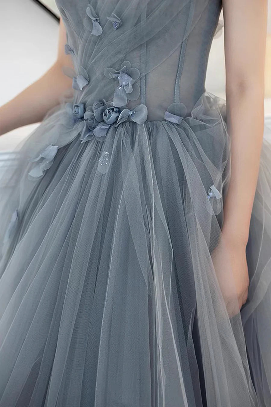 A-Line Strapless 3D Flowers Bodycon Tulle Gray Long Prom Dress