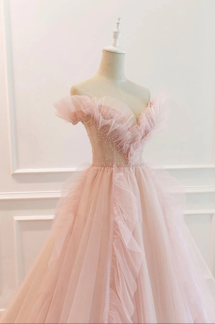 A-Line Sweetheart Ruffle Beaded Tulle Pink Long Prom Dresses Graduation Dresses