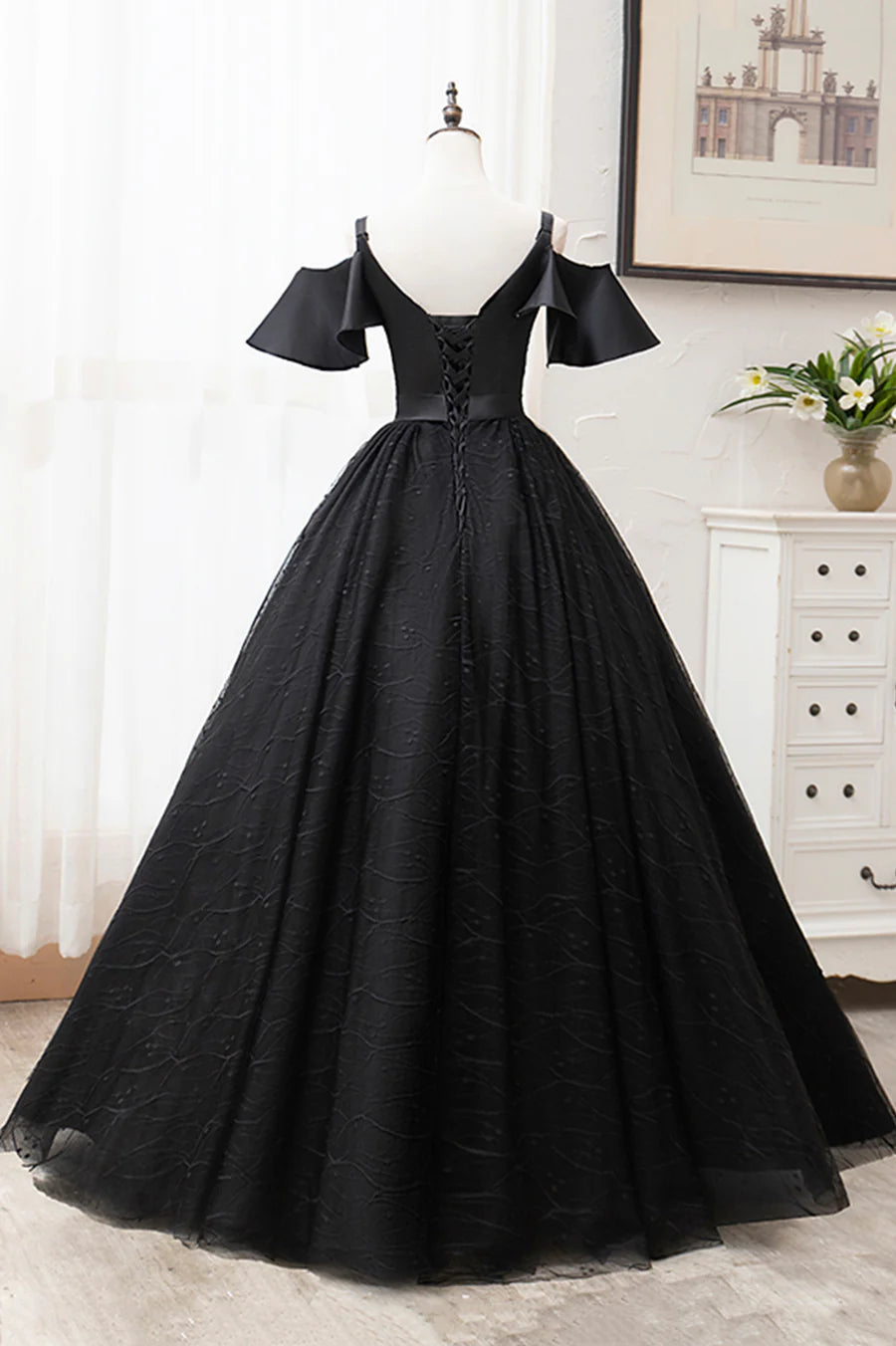 A-Line V-Neck Cap Sleeves Tulle Black Long Prom Dresses Evening Dresses