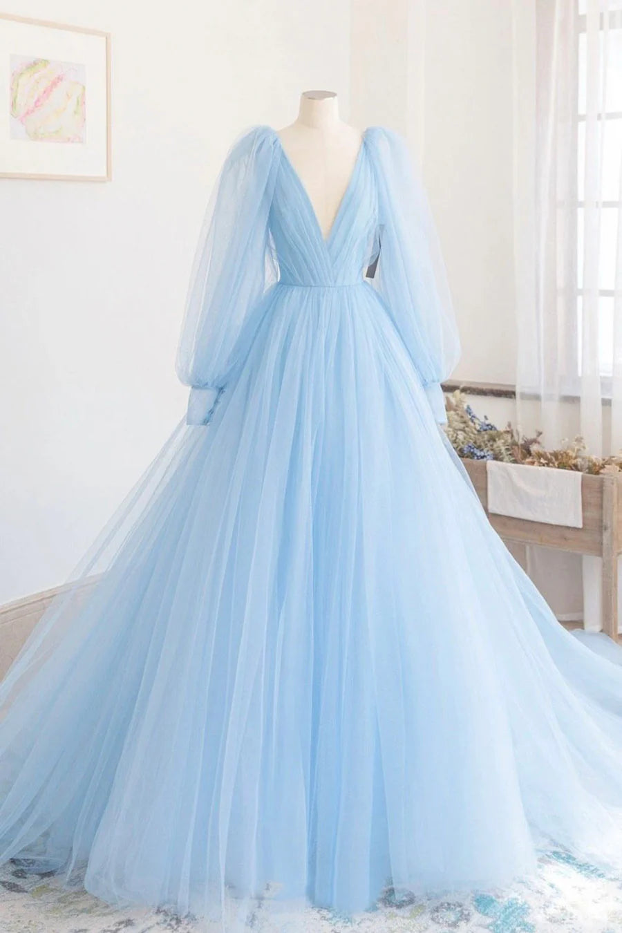 A-Line V-Neck Long Sleeve Pleated Tulle Blue Long Prom Dress With Train