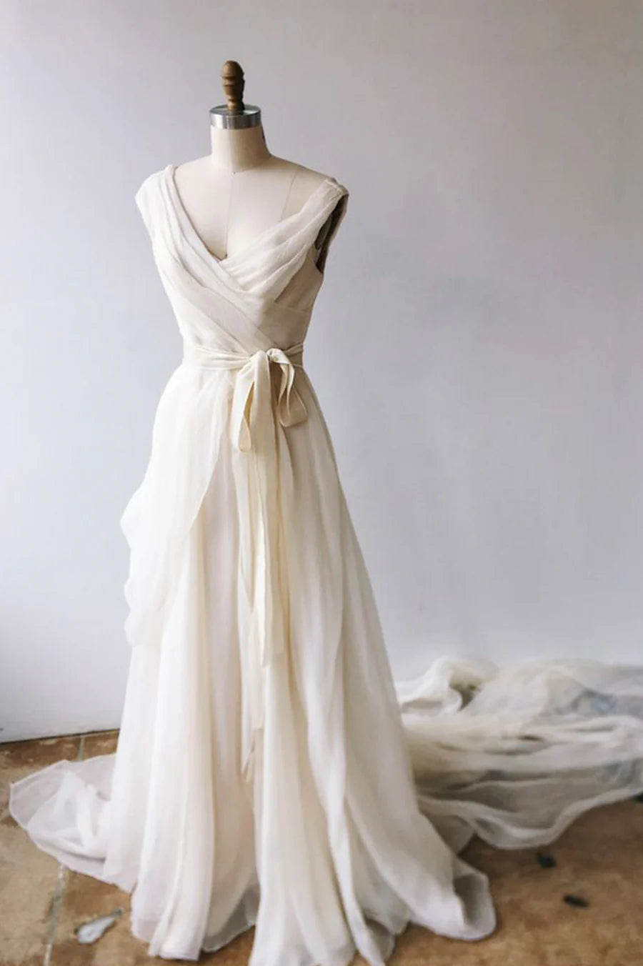 A-Line V-Neck Pleated Chiffon Champagne Long Prom Dresses With Train
