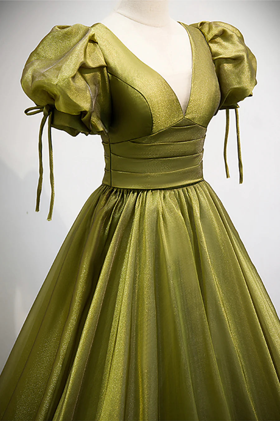 A-Line V-Neck Short Sleeves Pleated Green Long Prom Dresses With Bow