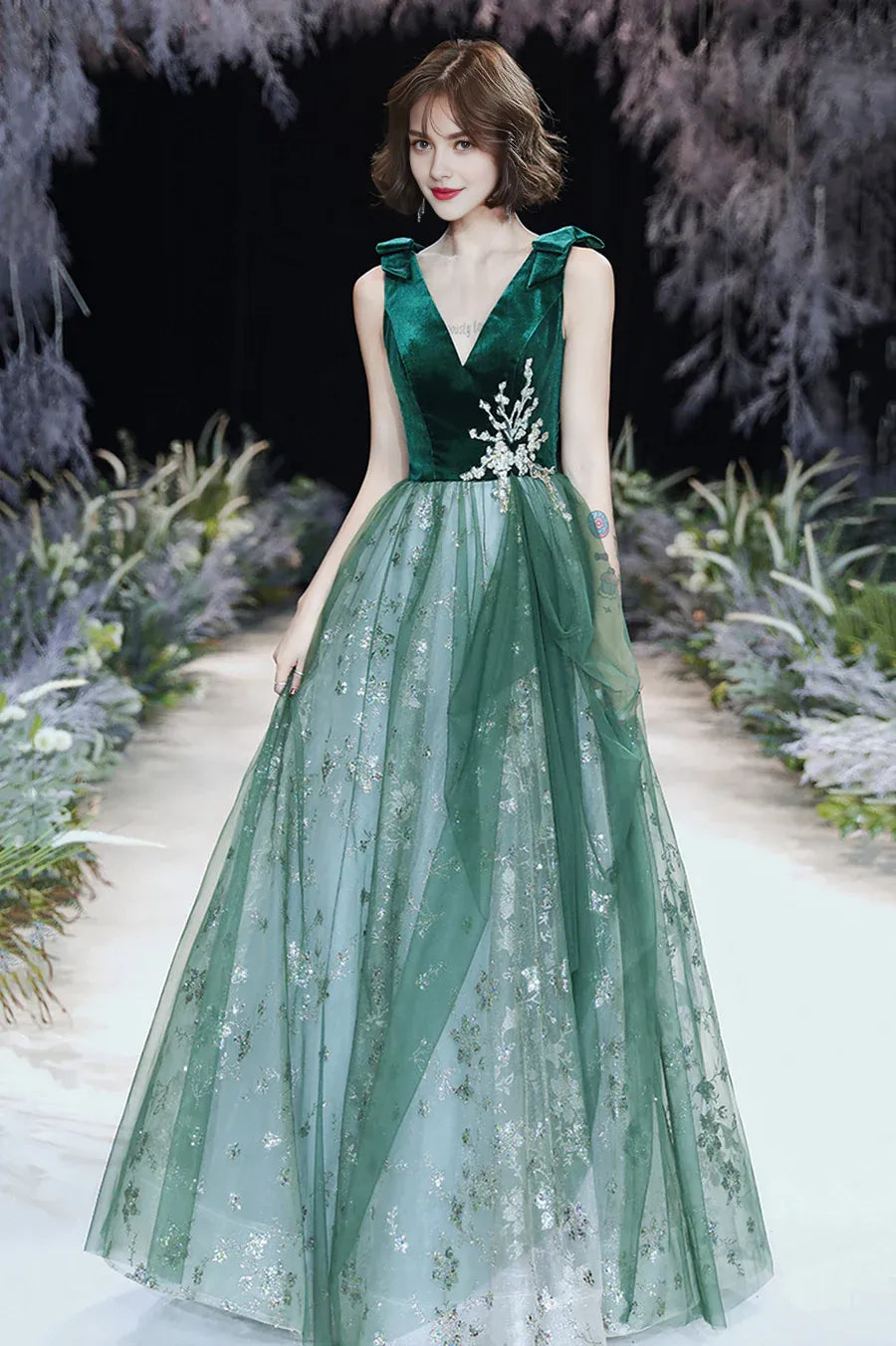 A-Line V-Neck Velvet Tulle Green Long Prom Dresses Evening Dresses