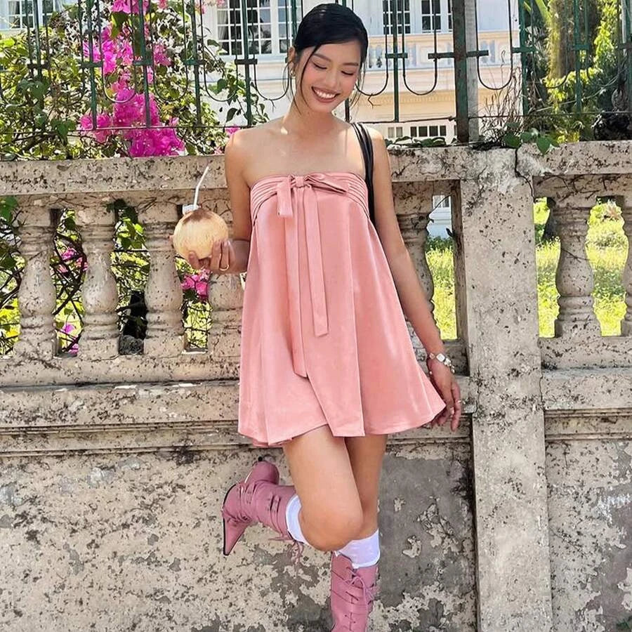 A-Line Strapless Bow-knot Pleated Satin Pink Short Homecoming Dress For Ladies