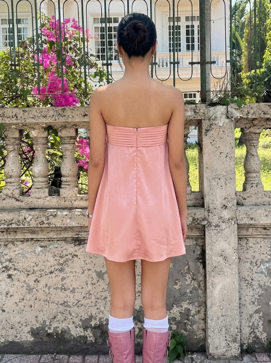 A-Line Strapless Bow-knot Pleated Satin Pink Short Homecoming Dress For Ladies