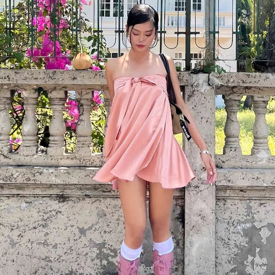A-Line Strapless Bow-knot Pleated Satin Pink Short Homecoming Dress For Ladies