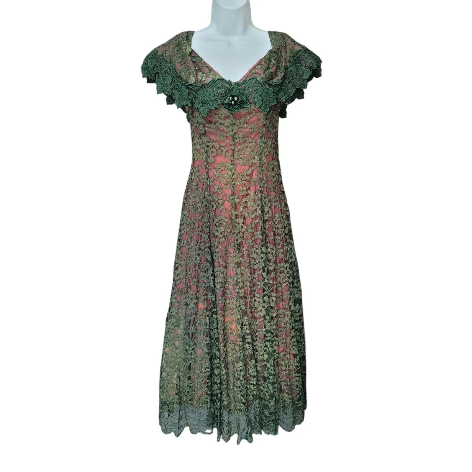 A-Line V Neck Beaded Floral Lace Green Floor-Length Prom Dress With Ruffle