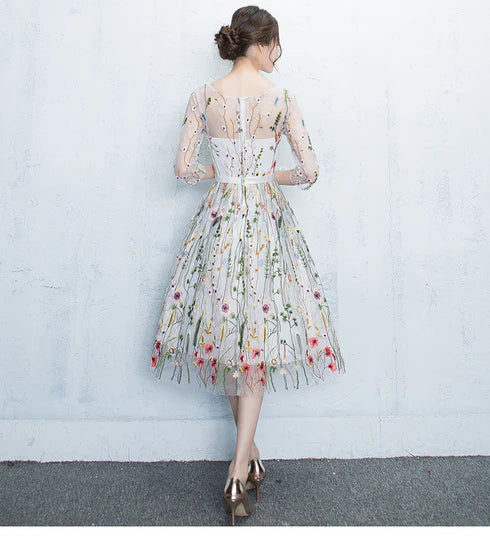 A-line Floral Knee Length Round Neckline Party Dress Homecoming Dresses