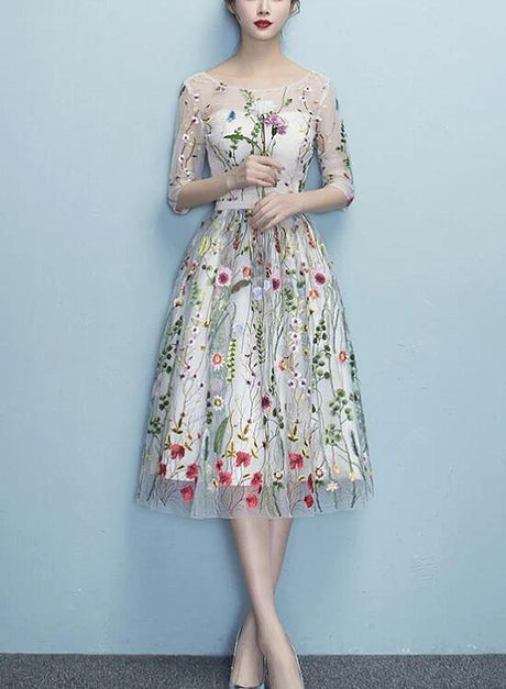 A-line Floral Knee Length Round Neckline Party Dress Homecoming Dresses