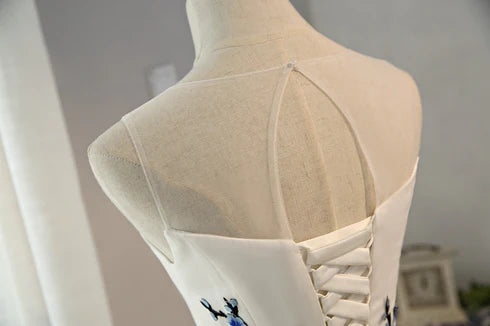 A-line Knee Length White Tulle Graduation Dress Party Dress Homecoming Dresses