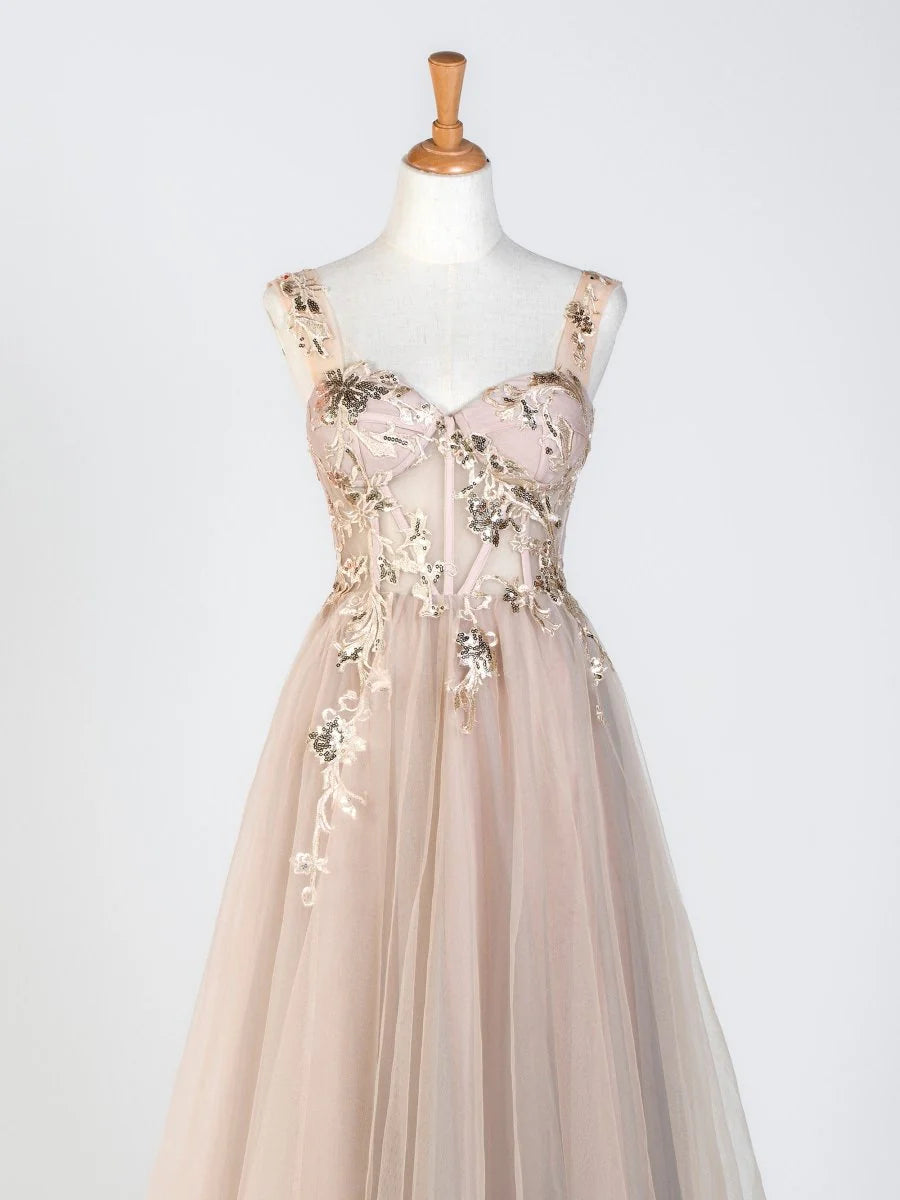 A-line Sweetheart Corset Sequins Applique Tulle Floor-Length Prom Dress