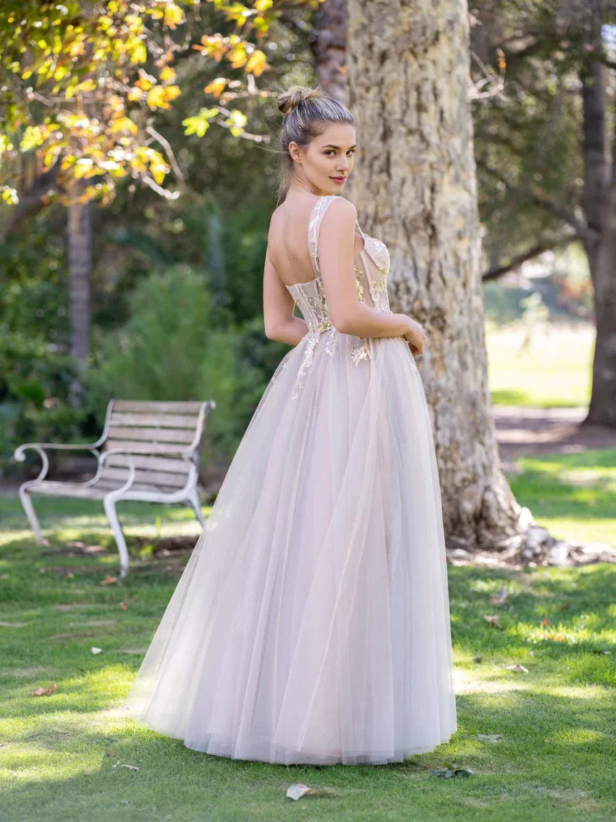 A-line Sweetheart Corset Sequins Applique Tulle Floor-Length Prom Dress