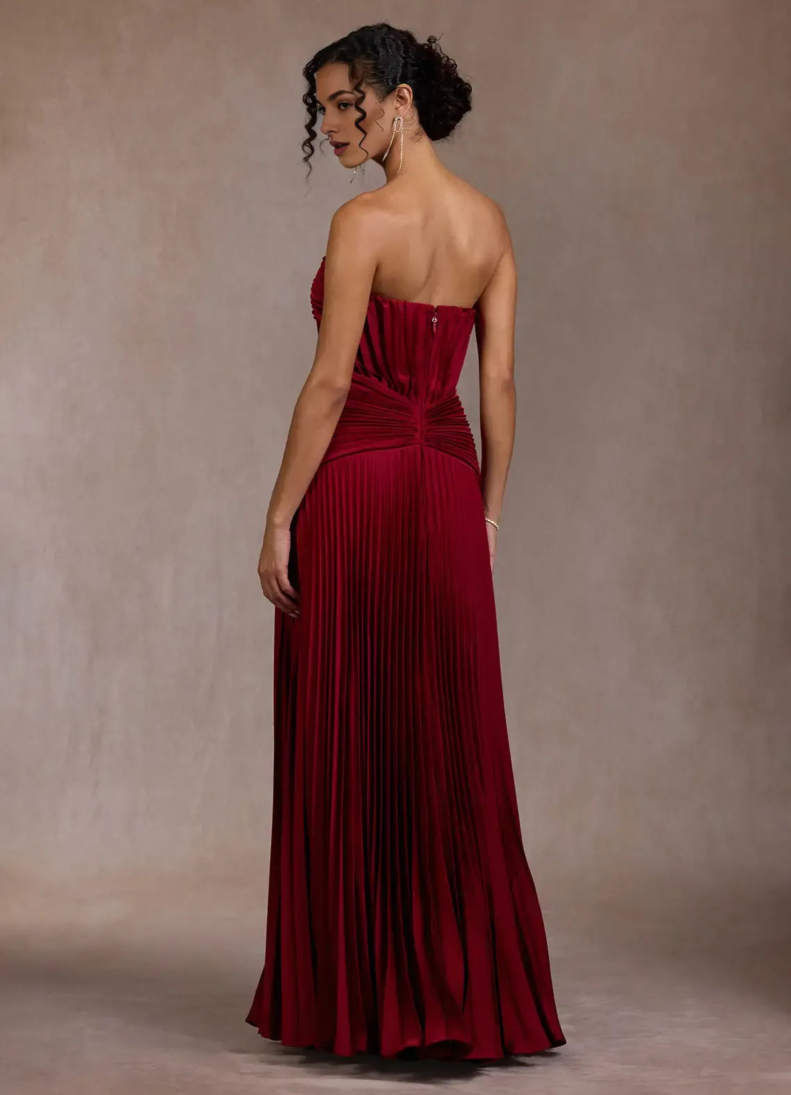 A-line Sweetheart Pleated Twisted Satin Ruby Red Maxi Evening Dress