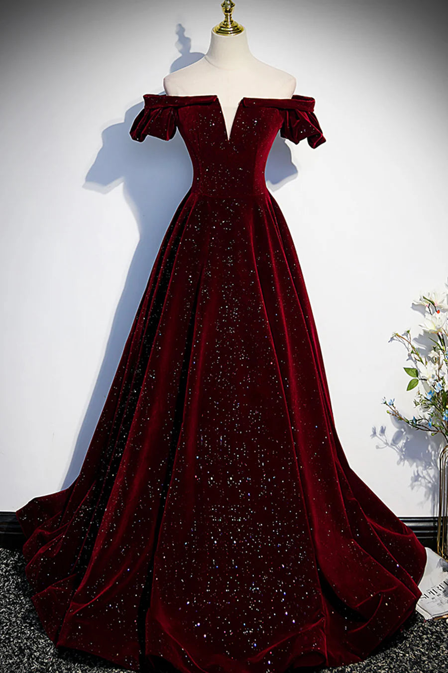A-line V Neck Off the Shoulder Velvet Burgundy Long Prom Dresses With Train